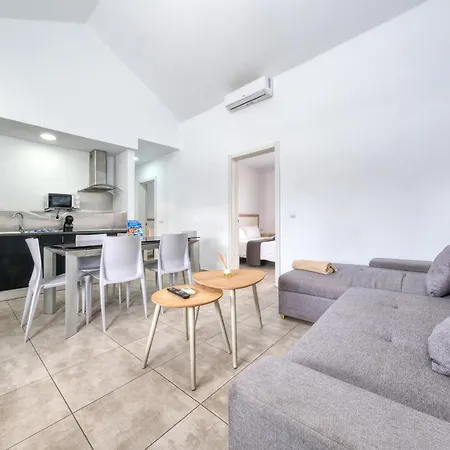 Luxury Next To The Beach-playa Roca كوستا تاغيسي