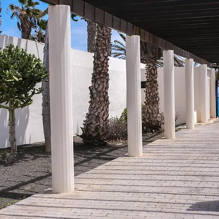 Luxury Next To The Beach-playa Roca